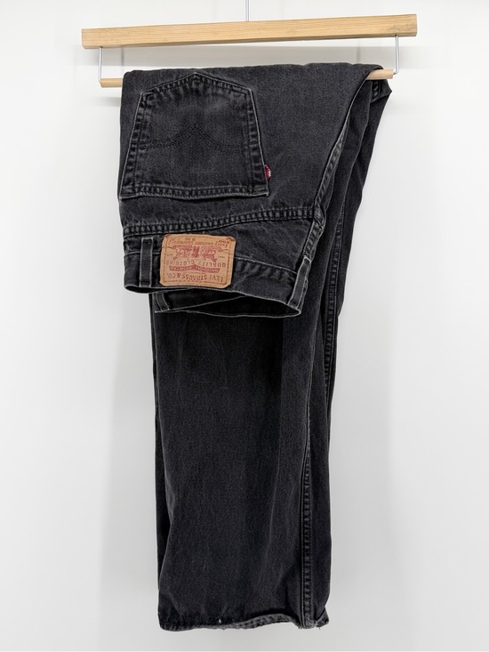 Levi's Other - Vtg Levi's 550 Faded Black Relaxed Tapered Jeans 36x32 Hemmed Short Fit 36x26